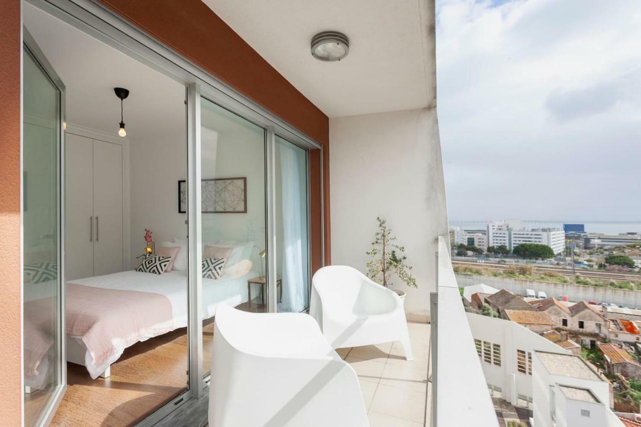 Lisbon Metro Apartment Exteriör bild